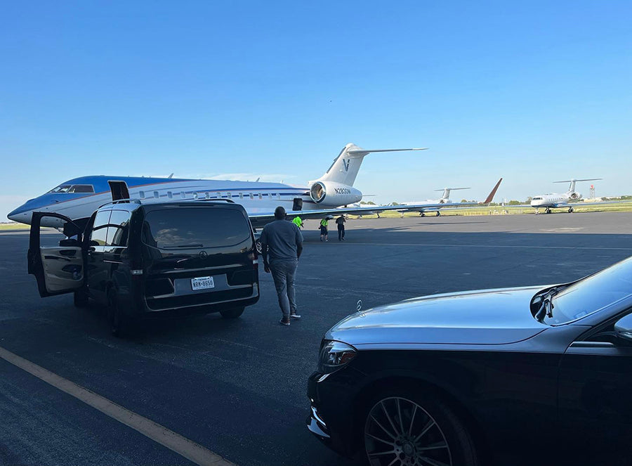 Austin Texas black car service at executive airport for airport transfer