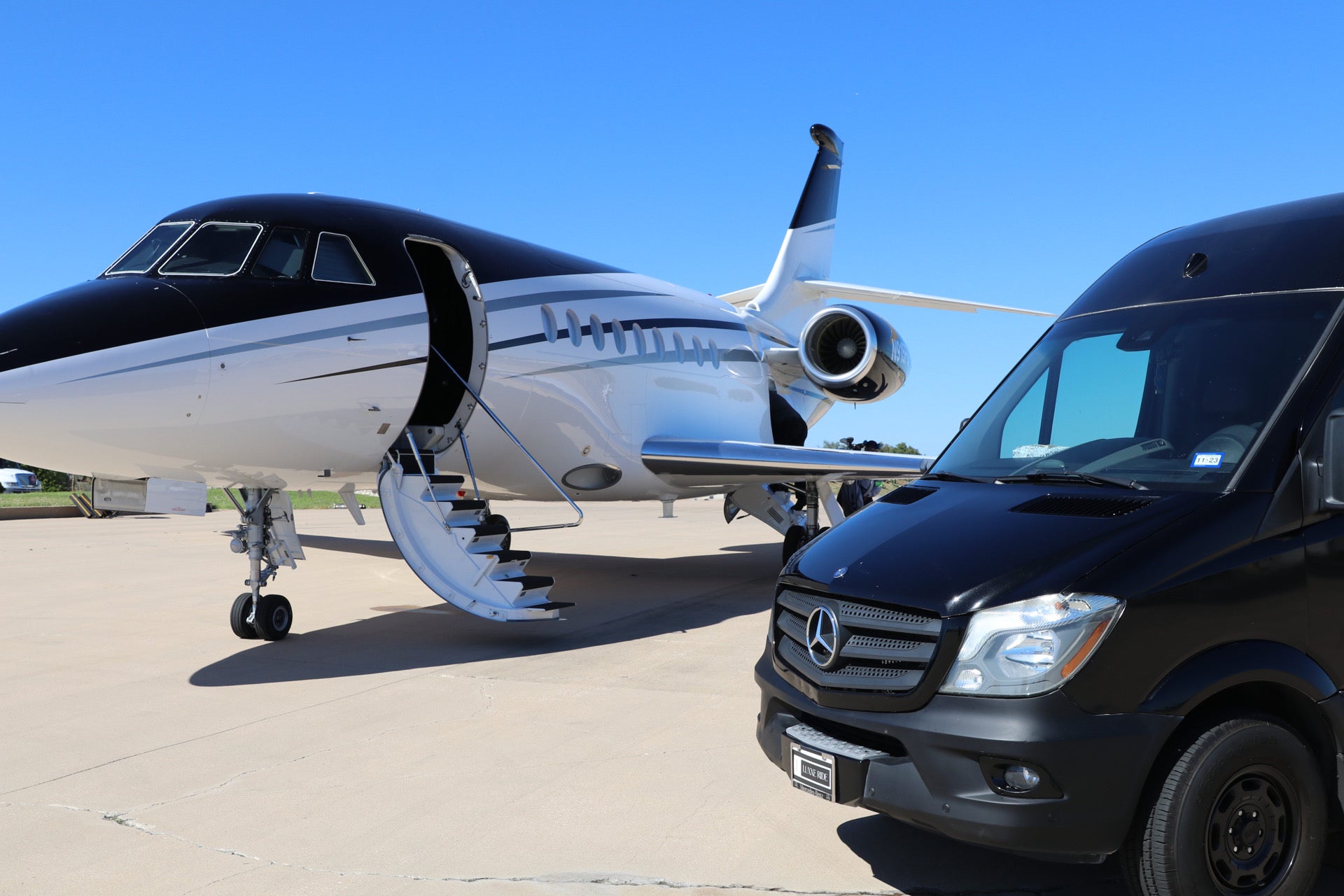 Austin, Texas luxury sprinter van for private airport transfers